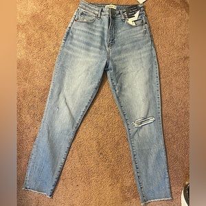 New Abercrombie jeans. Women size 29 (8) the super skinny ankle- curve love!